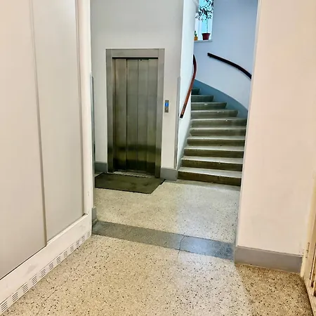 Apartment Elegant For Short *