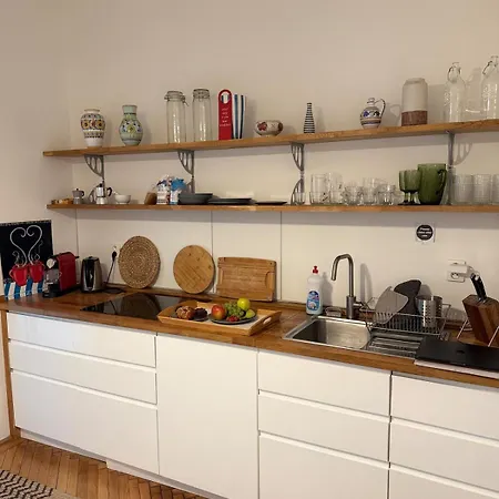 Apartment Elegant For Short *