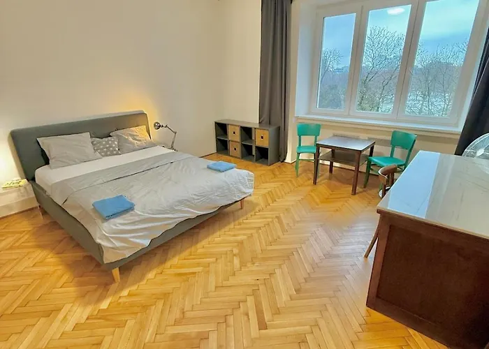 شقة Elegant For Short