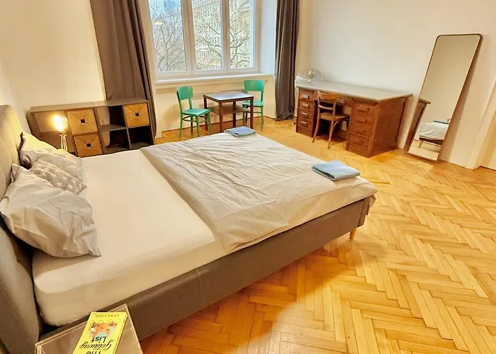 Apartament Elegant For Short *