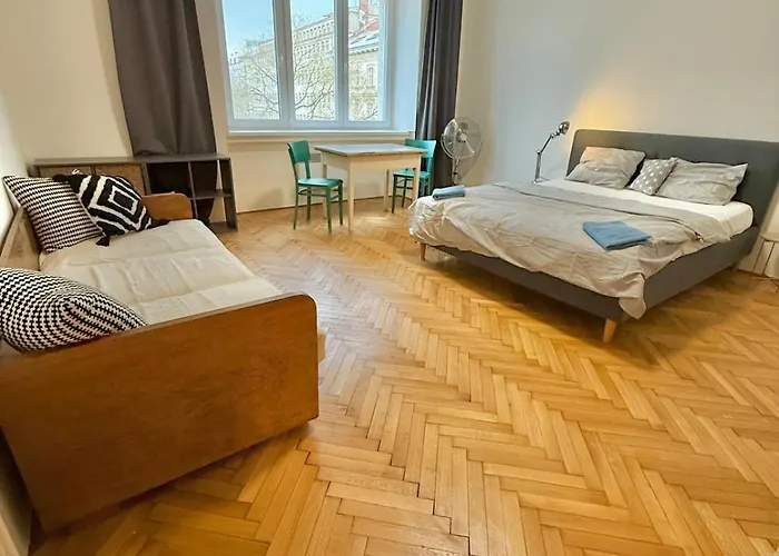 Elegant For Short Apartament *