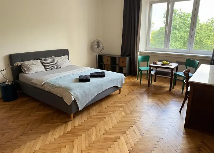 Elegant For Short Apartament