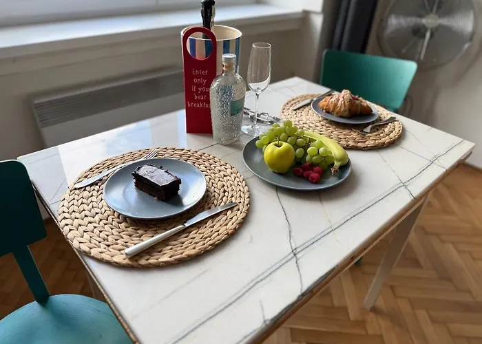 Elegant For Short * براتسيلافا