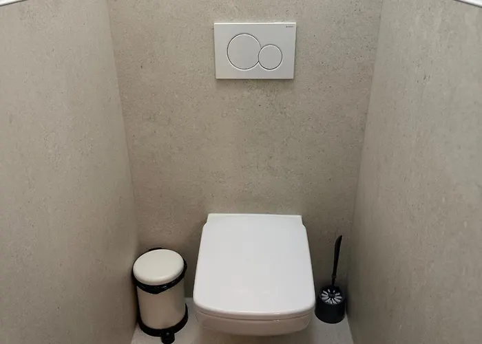 شقة Elegant For Short