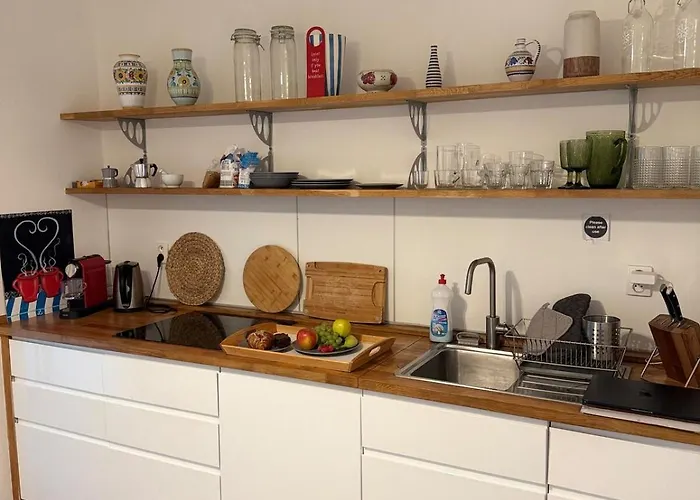 Apartament Elegant For Short *