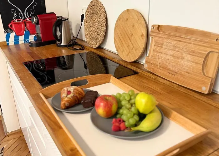 Elegant For Short * براتسيلافا